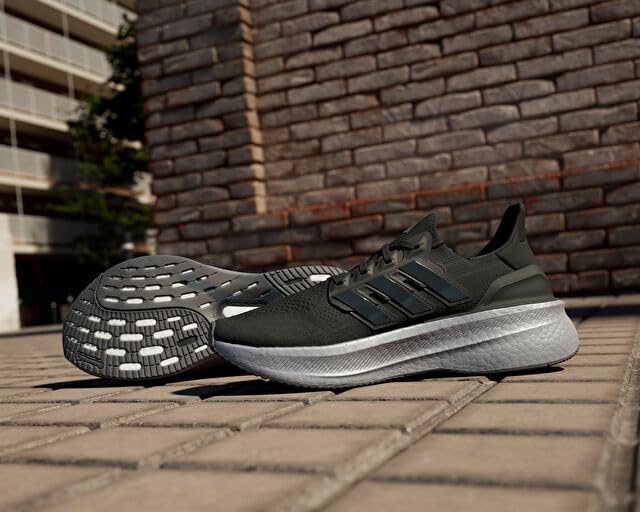 How to Build a Wardrobe Around the Adidas Ultraboost 5 2 adidas ultraboot 5